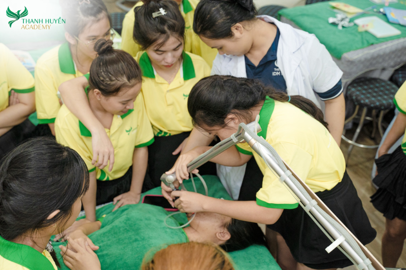 Học spa học phí bao nhiêu