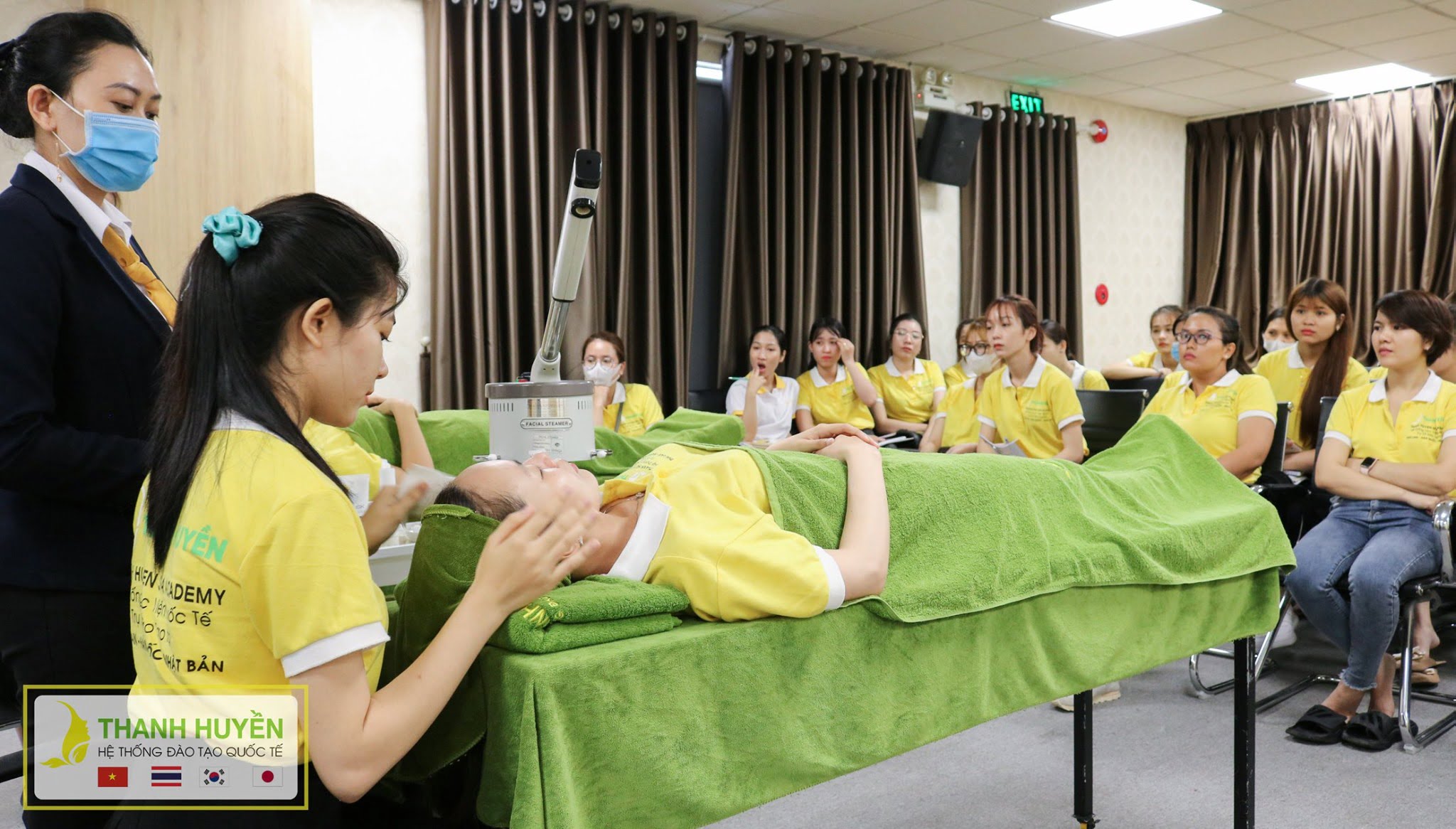 Học nghề spa ở đâu? 5 tiêu chí chọn cơ sở đào tạo spa uy tín hiện nay