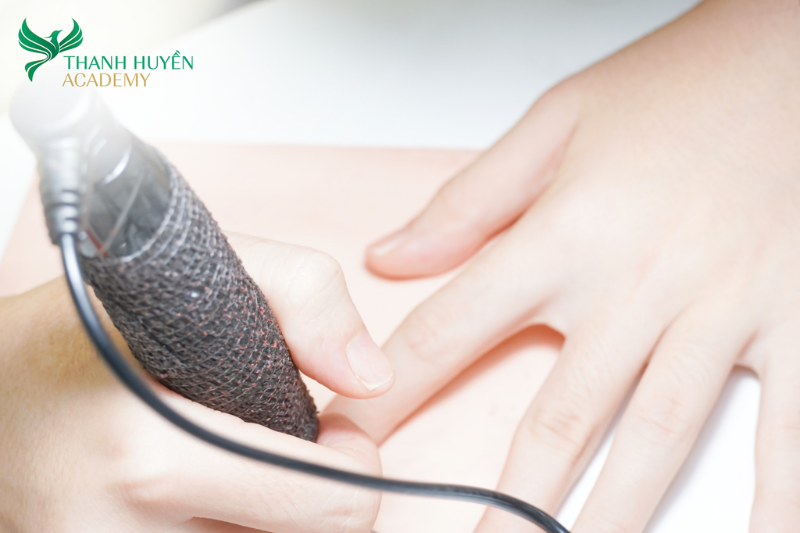 Khóa học phun xăm bao nhiêu tiền thì tay nghề giỏi?