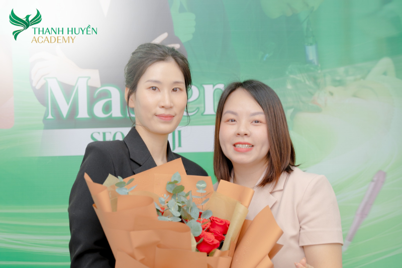 Được nhận các chứng chỉ học nâng cao với giáo viên nước ngoài miễn phí sau các buổi học.